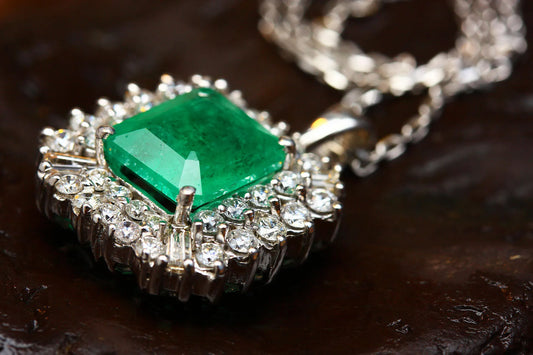 Gemstones for Sale | Ethical, High-Quality Loose & Set Gems
